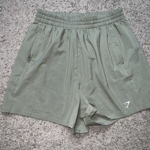 Gymshark Woven Pocket Shorts Dusty Olive Green Women's size Small Lightweight